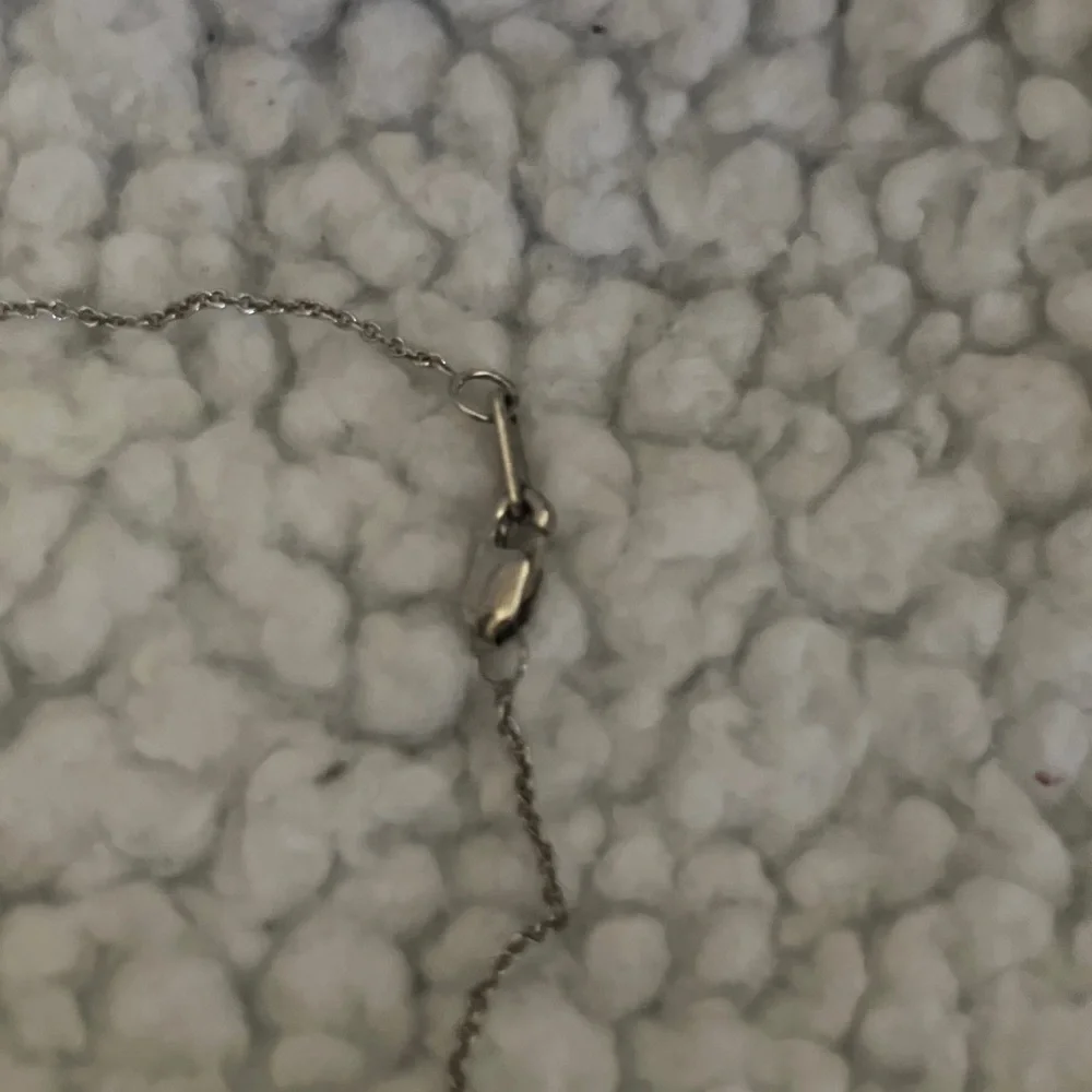 Sterling silver paw necklace encrusted with genuine diamonds by Affinity. - Picture 2 of 4